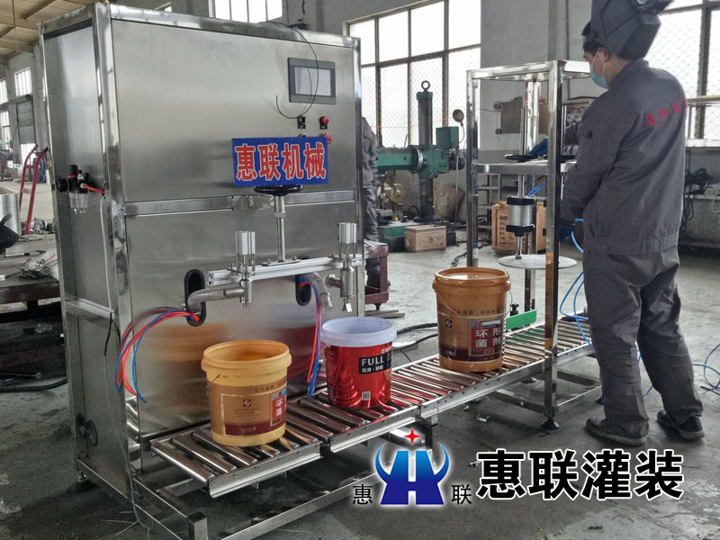 稱重式大桶裝機油灌裝機